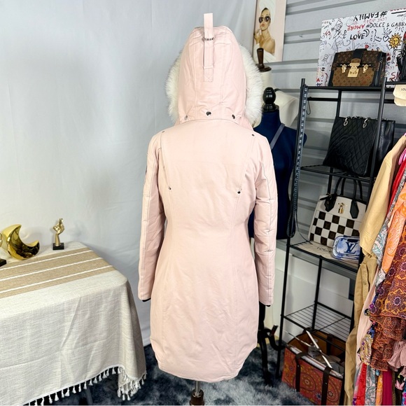 EUC Moose Knuckles Dusty Rose Pink Stirling Parka Jacket w/ Blue Fox Fur Trim - Picture 14 of 17